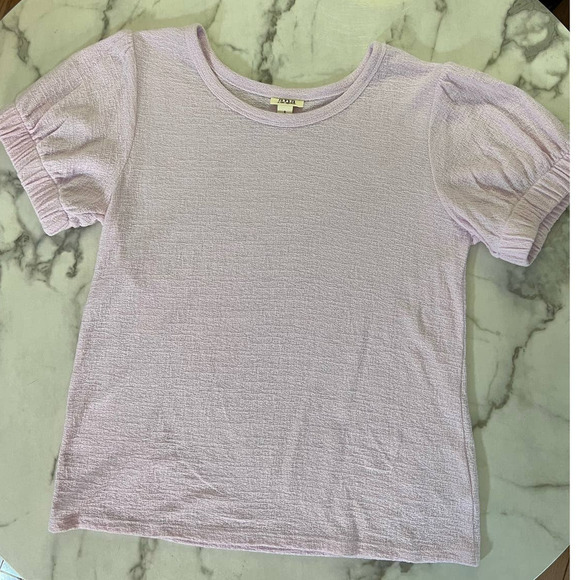 3/$27 Women's Ana Textured Top, Short  Cap Sleeves,  Lilac, size Small - Picture 2 of 9
